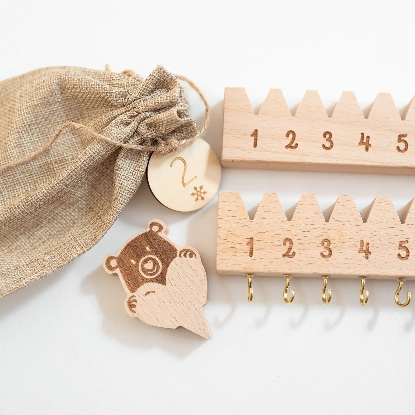 Adventskalender Holz - "Holzleiste mit Weihnachtsbär" - wunderwunsch