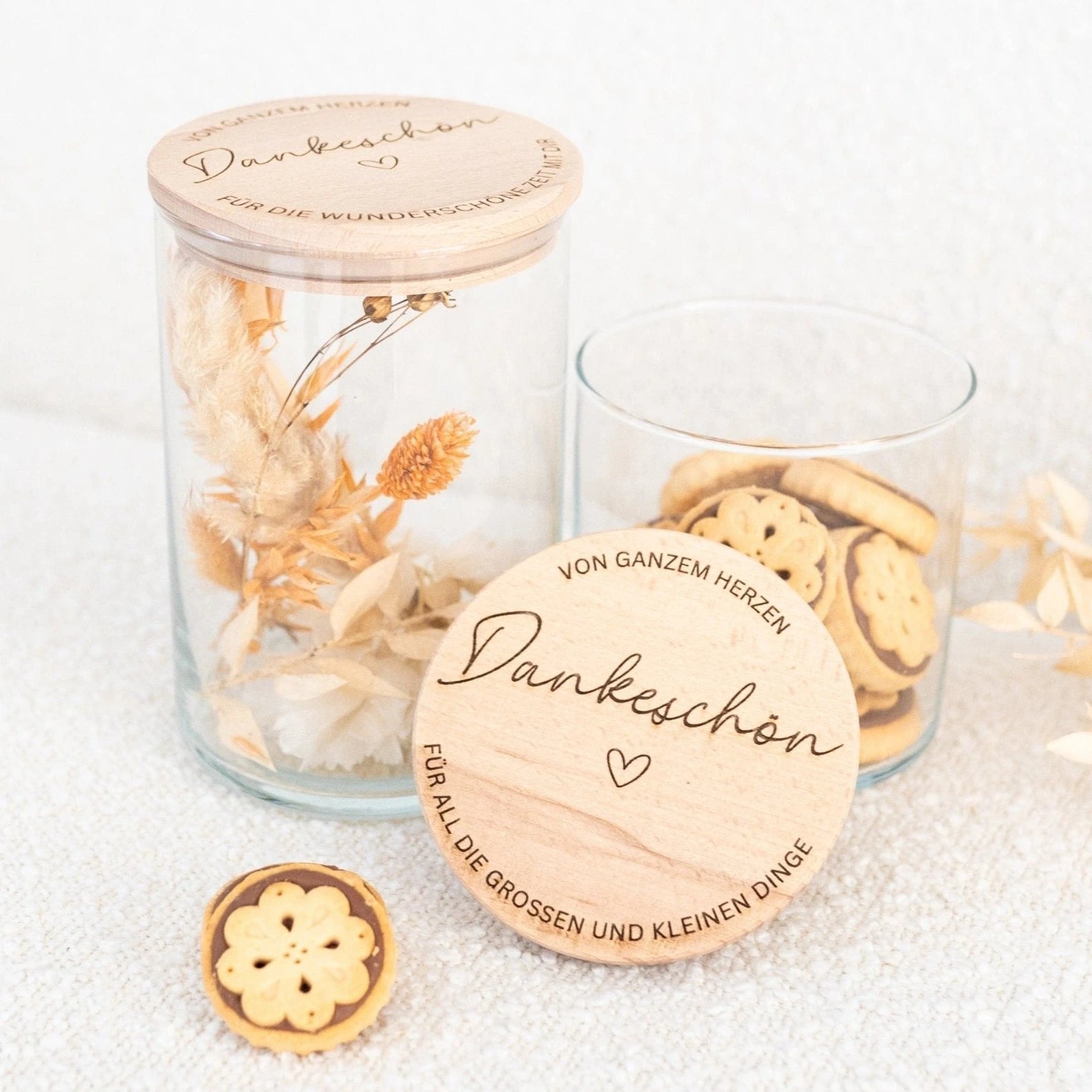 Aufbewahrungsglas mit Holzdeckel und Gravur "Dankeschön von ganzem Herzen"
