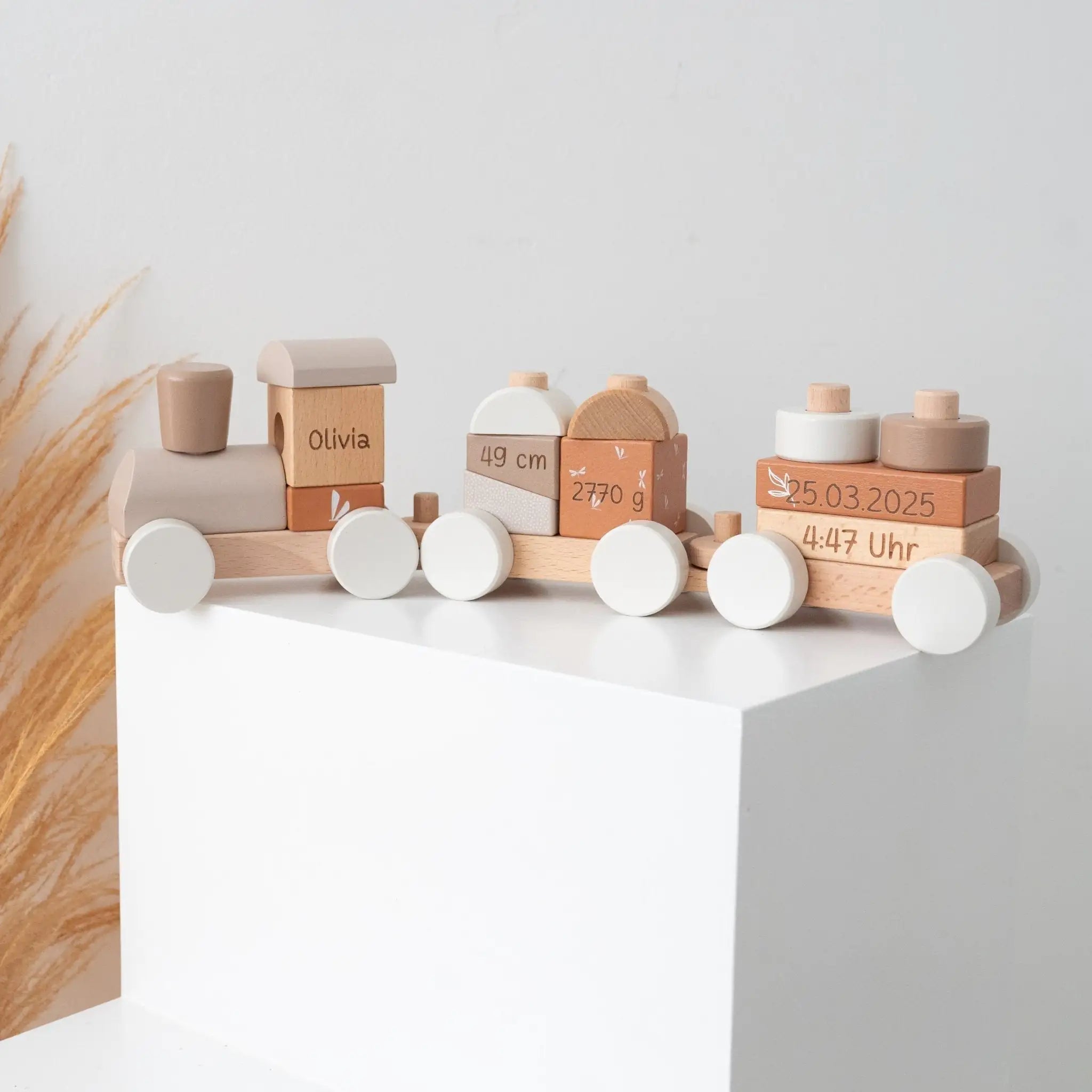 LABEL LABEL Holz Eisenbahn personalisiert - wunderwunsch