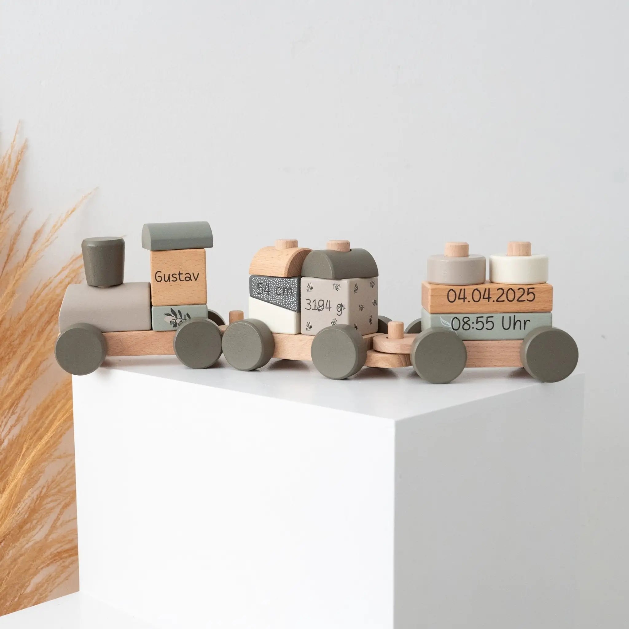 LABEL LABEL Holz Eisenbahn personalisiert - wunderwunsch