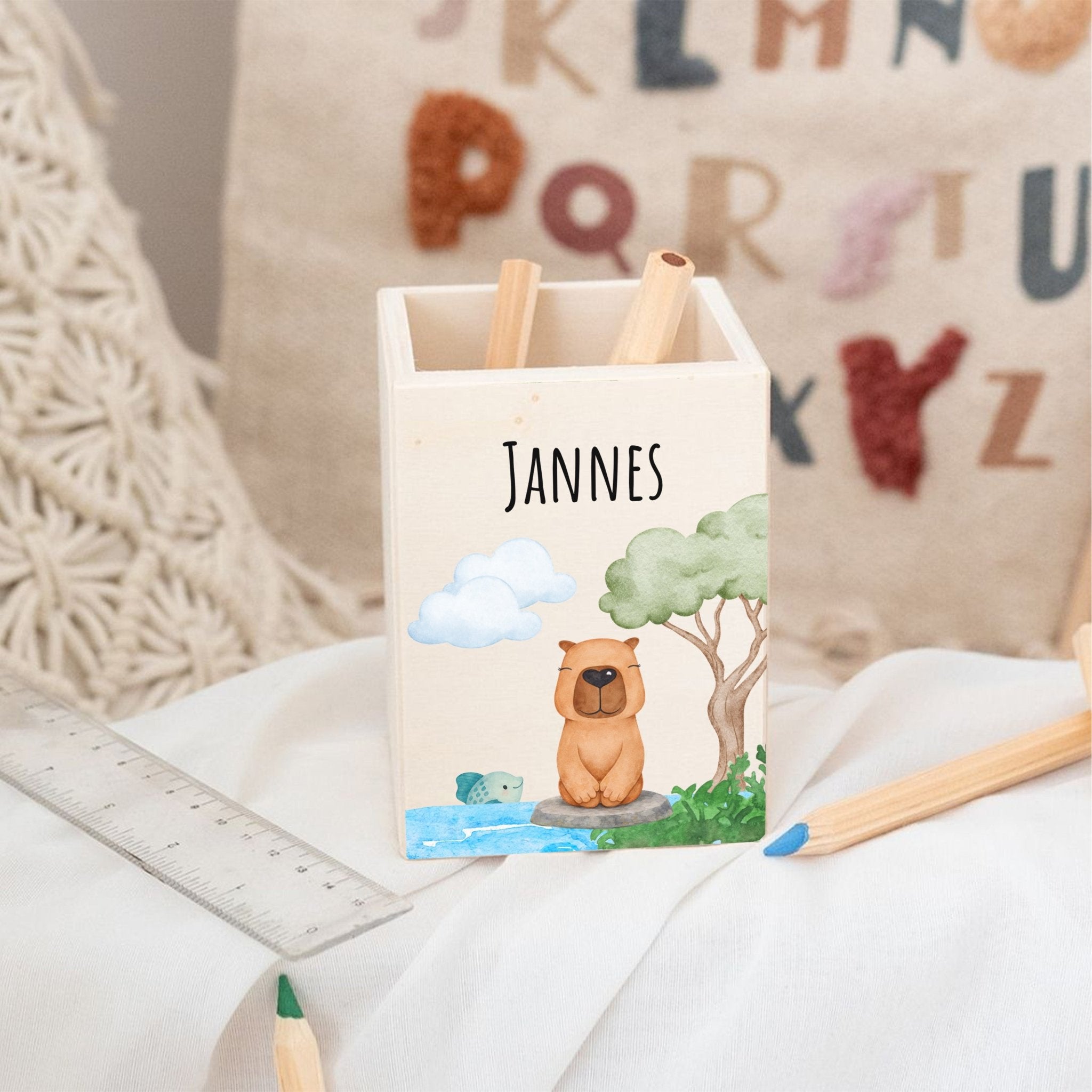 Stiftebecher Holz personalisiert - Ganzkörper Tier Aquarell - wunderwunsch