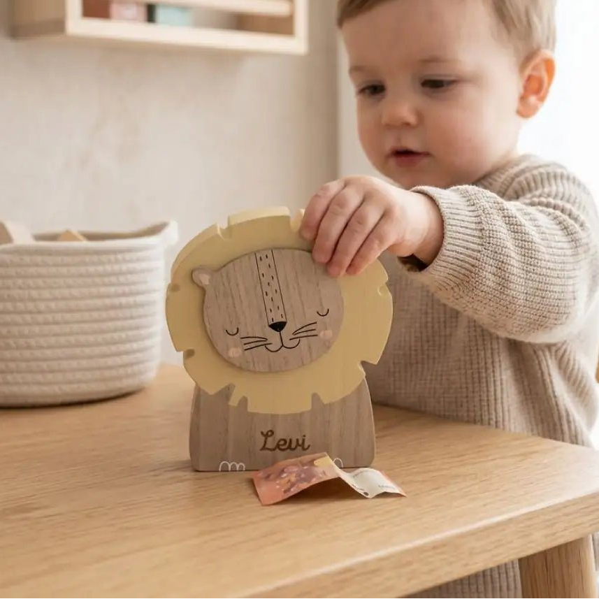 BAMBINO Spardose Holz Löwe personalisierbar - wunderwunsch