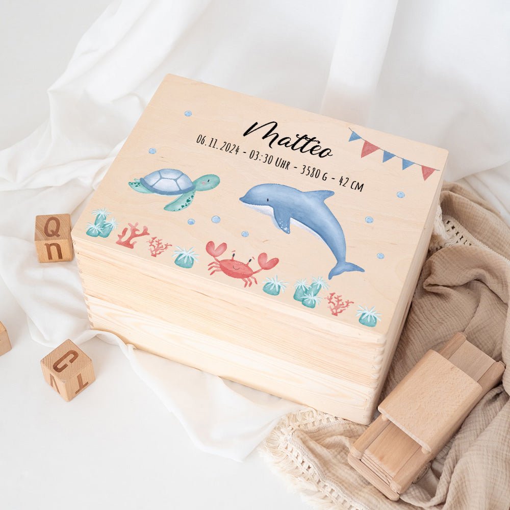 Erinnerungsbox Holz mit Wunschdaten – Meerestier Girlande Aquarell - wunderwunsch