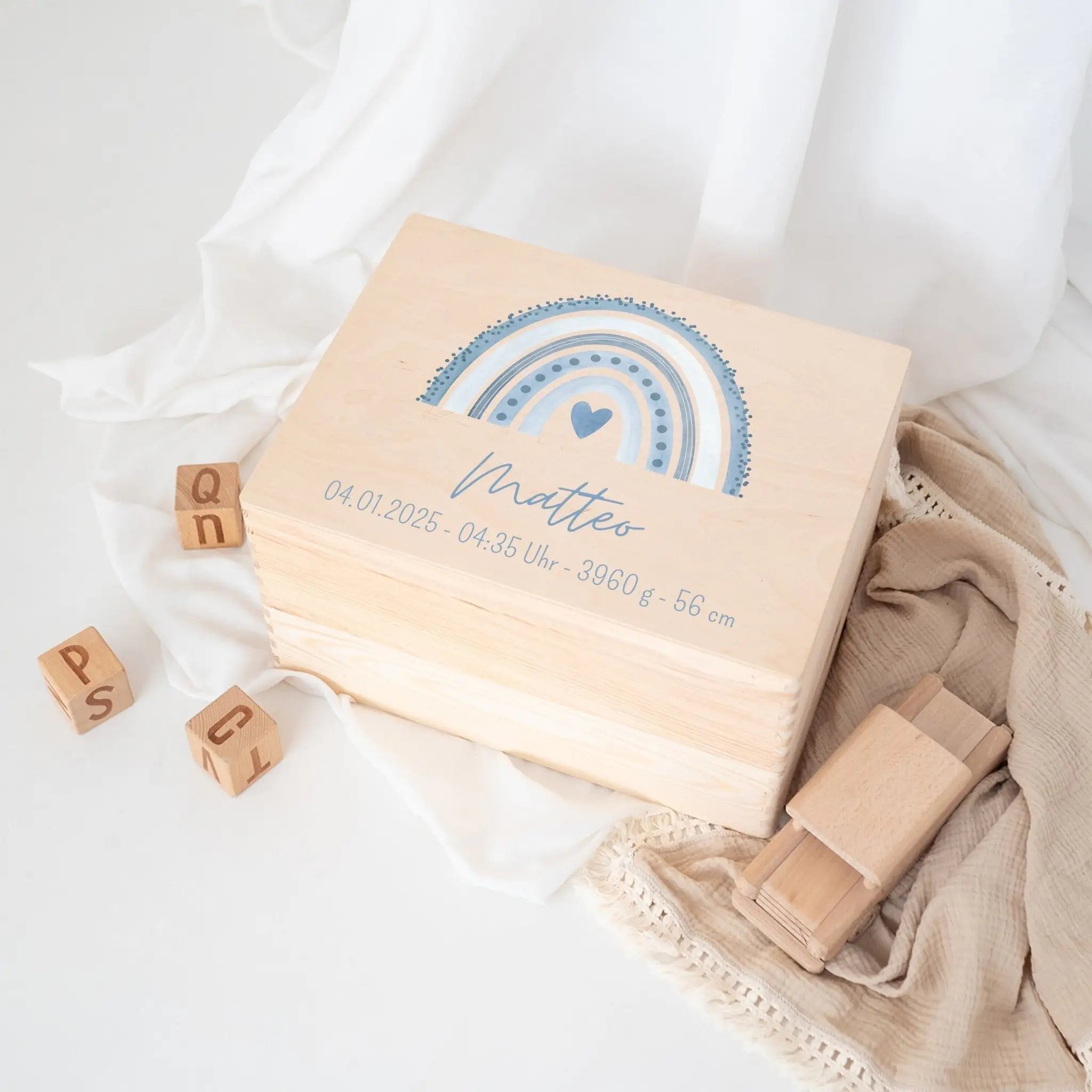 Erinnerungsbox Holz mit Wunschdaten – Regenbogen Punkte Aquarell - wunderwunsch