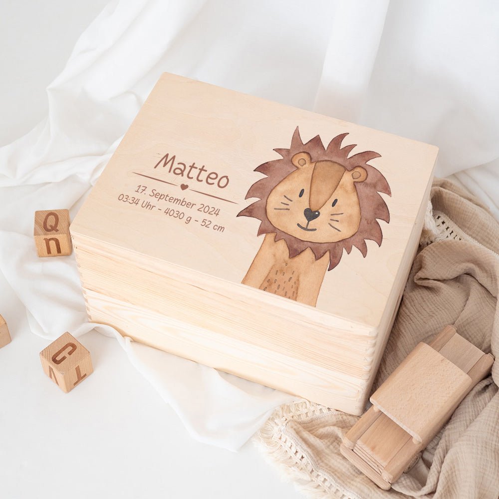 Erinnerungsbox Holz mit Wunschdaten – Tier Aquarell (Druckschrift) - wunderwunsch