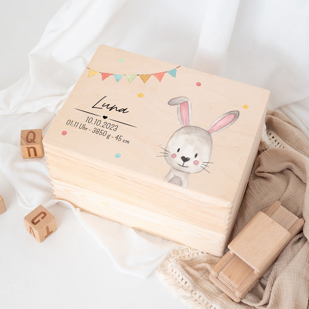 Erinnerungsbox Holz mit Wunschdaten – Tier Girlande Aquarell - wunderwunsch