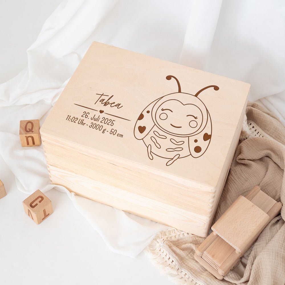 Erinnerungsbox Holz mit Wunschdaten – Tier Gravur - wunderwunsch