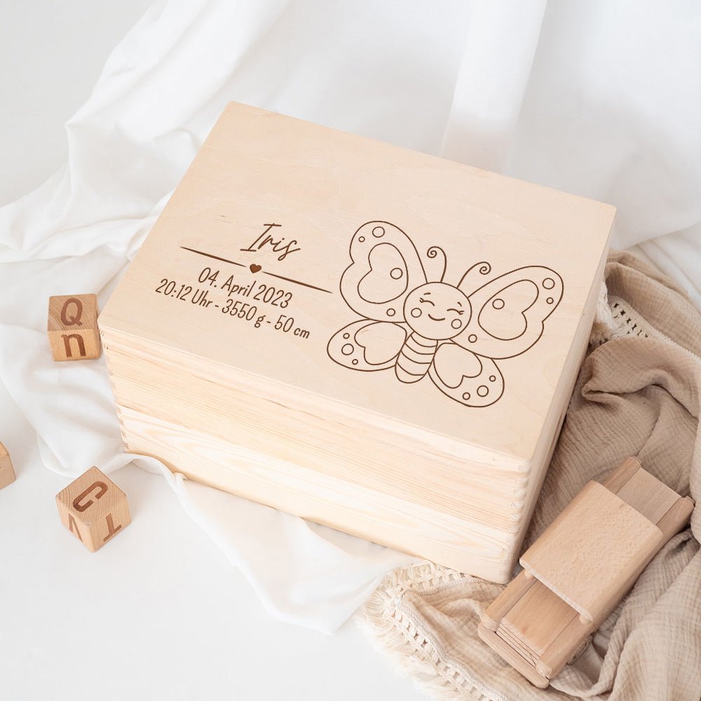 Erinnerungsbox Holz mit Wunschdaten – Tier Gravur - wunderwunsch