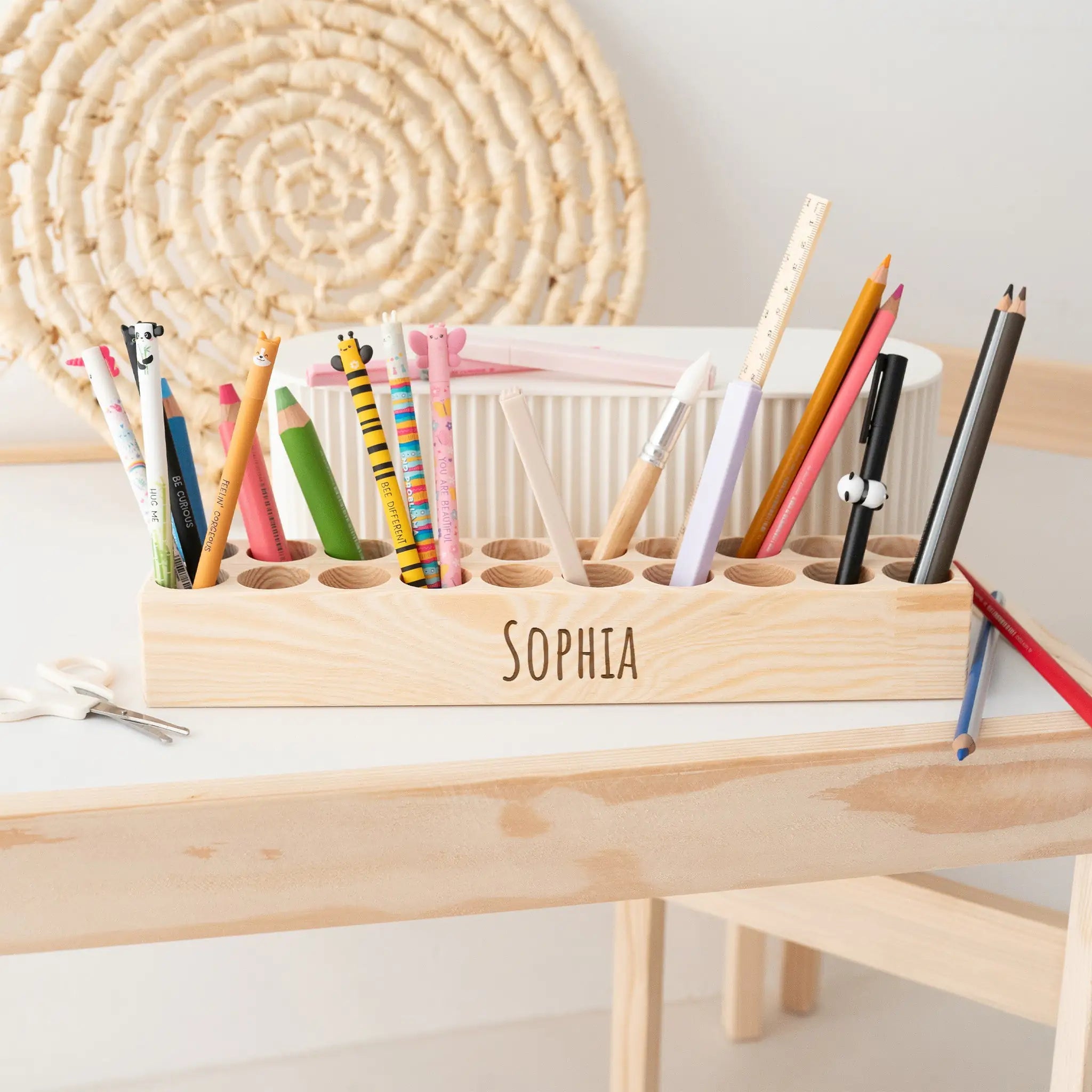 Holz Schreibtisch Organizer mit dicken Löchern personalisierbar - wunderwunsch