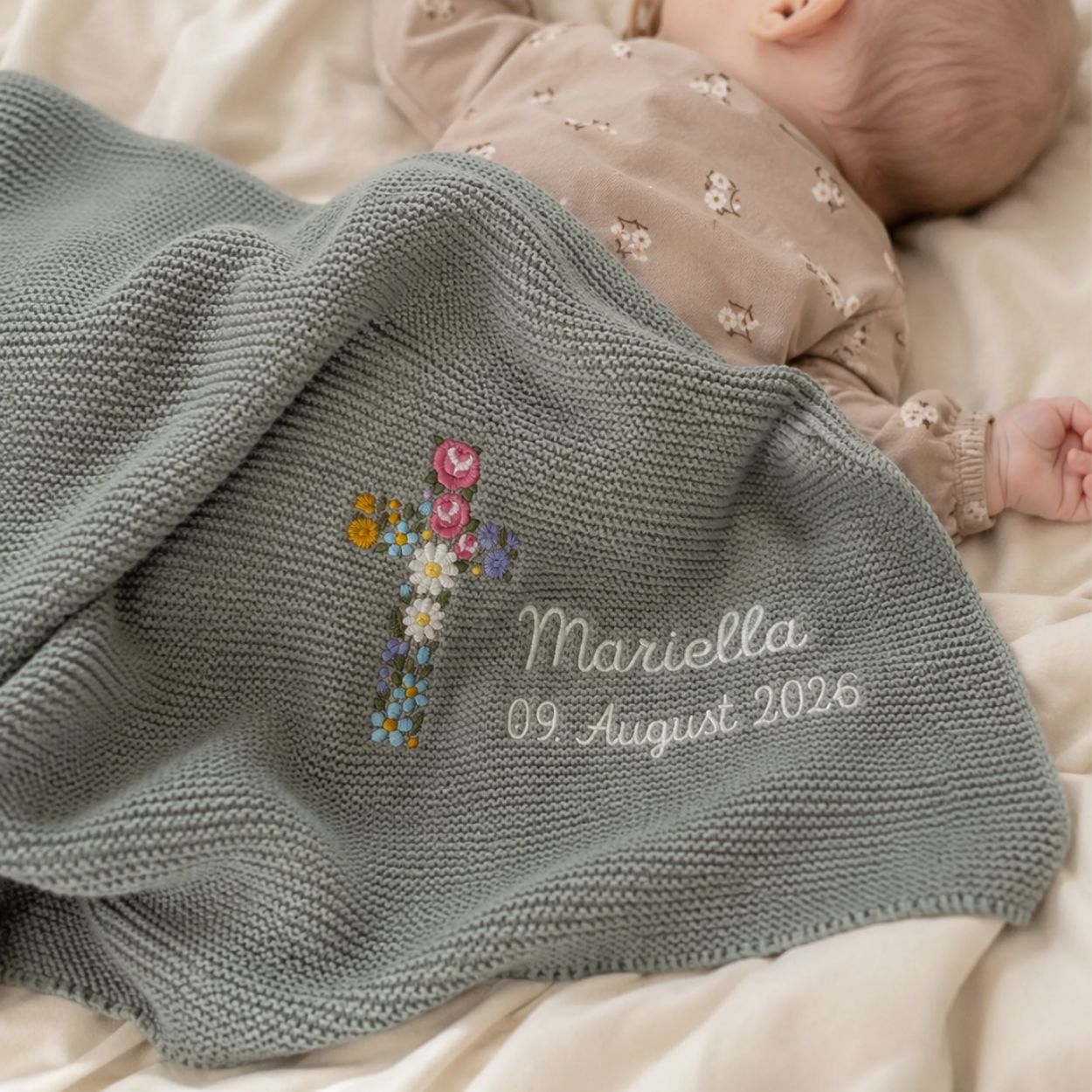 JOLLEIN Strickdecke personalisiert - Blumenkreuz - wunderwunsch