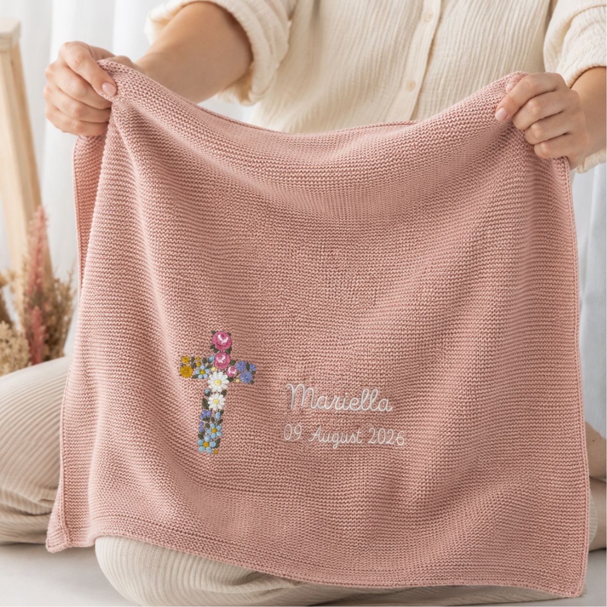 JOLLEIN Strickdecke personalisiert - Blumenkreuz - wunderwunsch