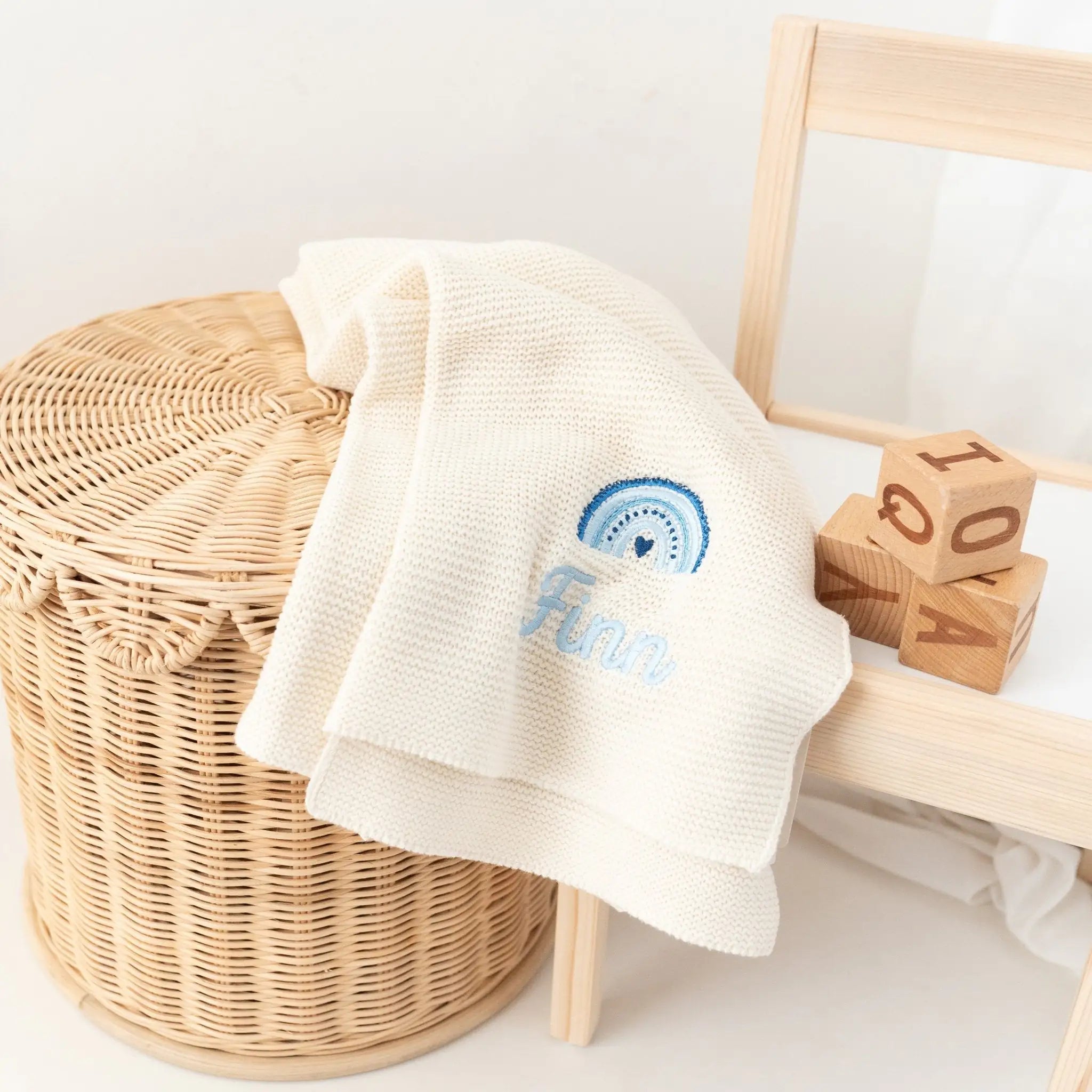 JOLLEIN Strickdecke personalisiert - Regenbogen - wunderwunsch