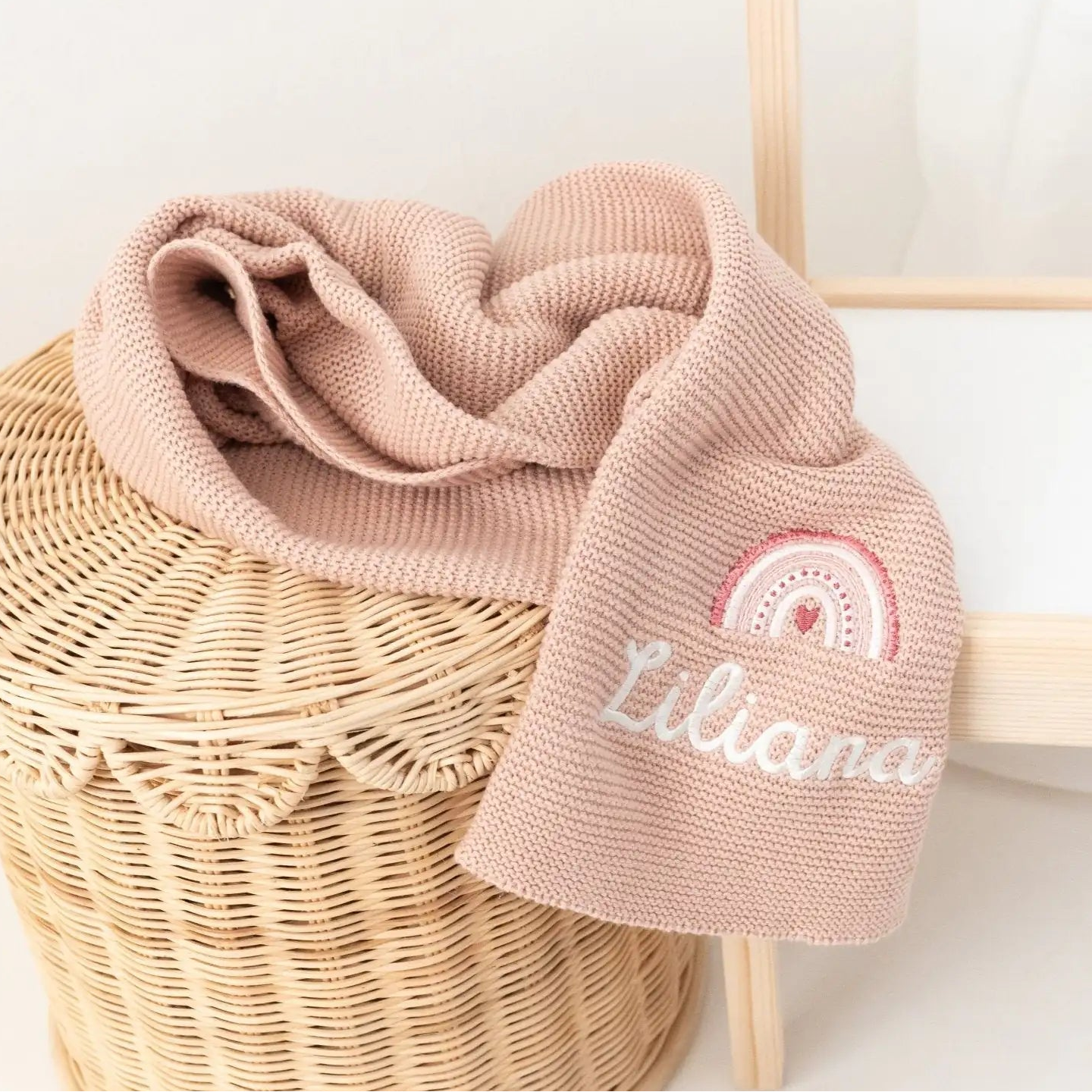 JOLLEIN Strickdecke personalisiert - Regenbogen - wunderwunsch