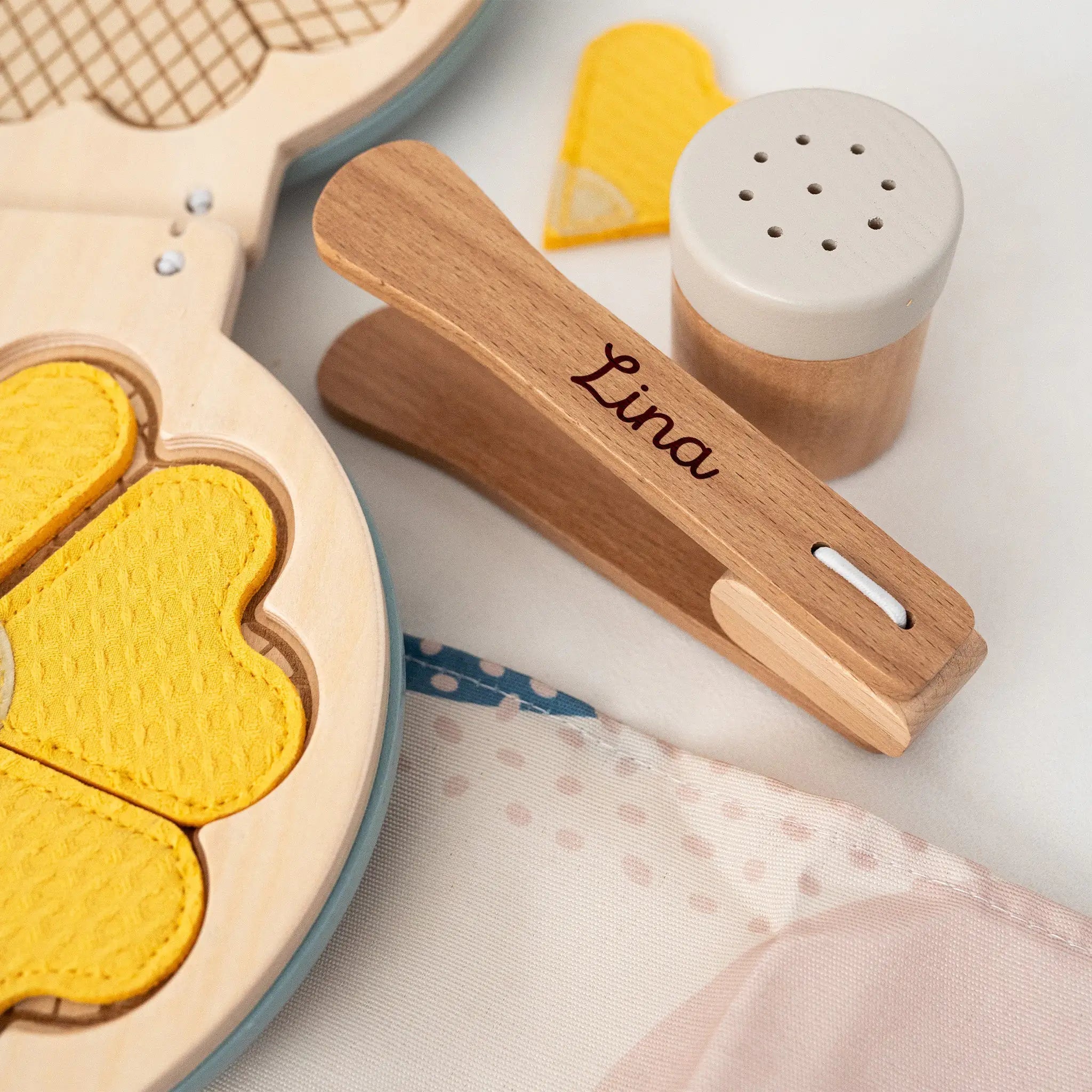 SMALL FOOT Waffeleisen personalisierbar - wunderwunsch