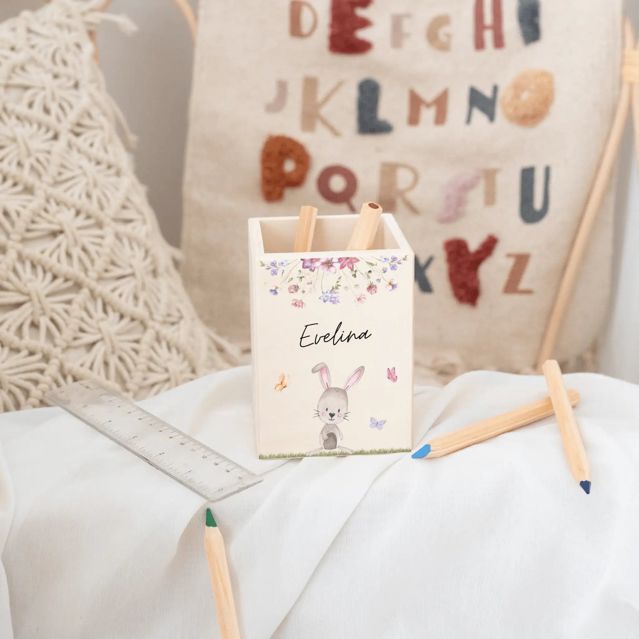 Stiftebecher Holz personalisiert - Tierischer Gartenzauber Aquarell - wunderwunsch