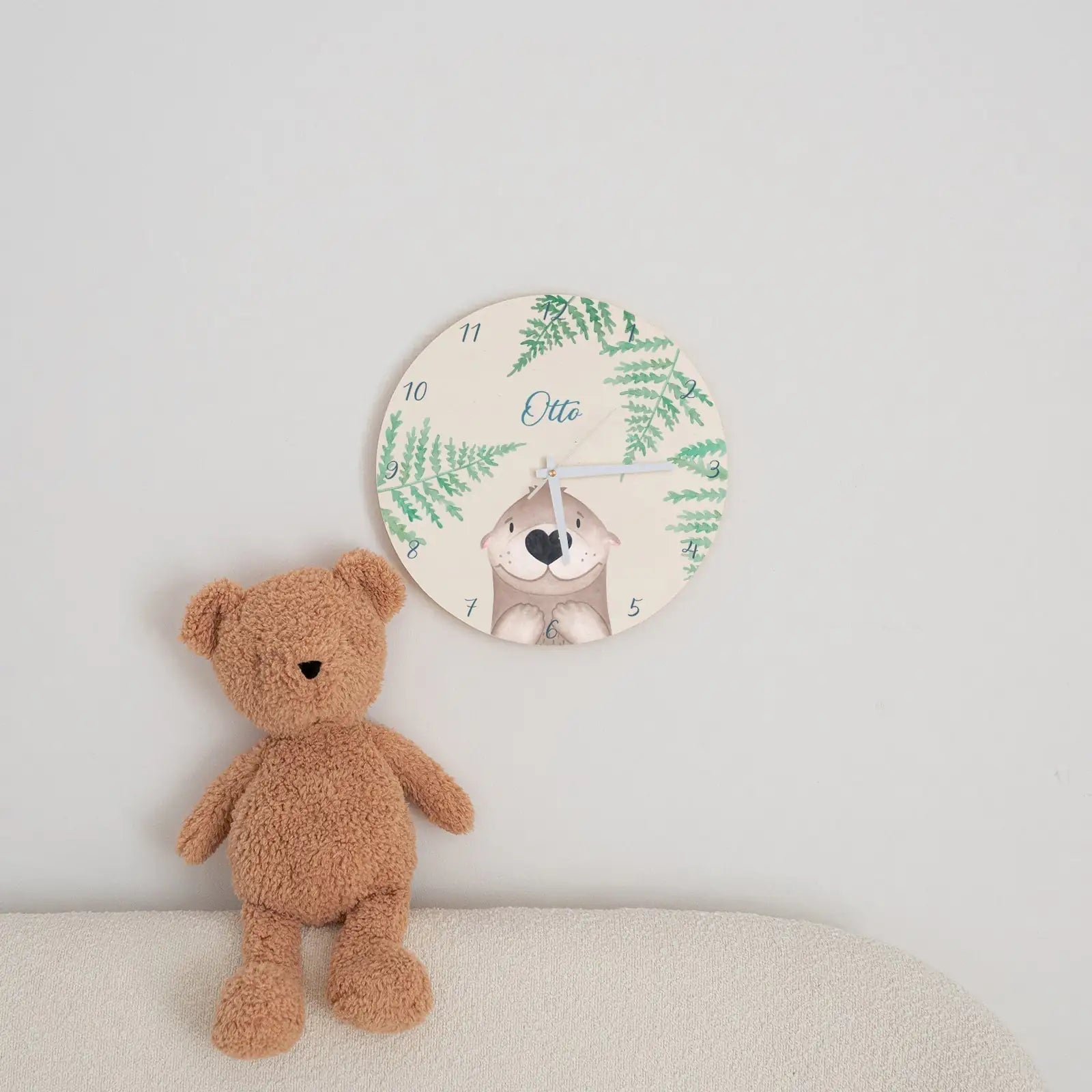 Wanduhr Kinder Holz personalisiert - Tier Farne Aquarell - wunderwunsch